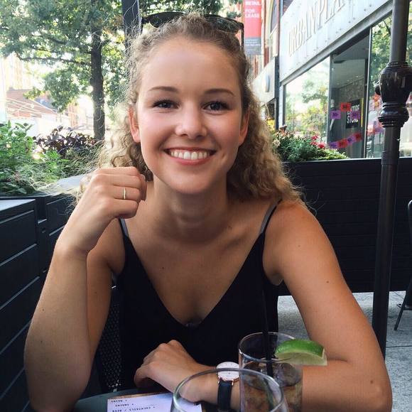 Meet your Posher, Madison - Picture 1 of 1